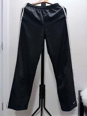 Vintage Y2K Nike Lightweight Windbreaker Track Pants with Side Stripes Sz Small